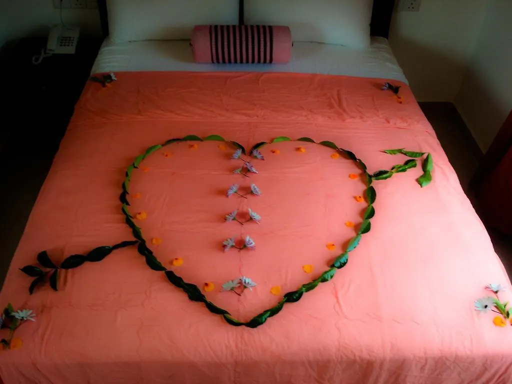 Yoho Toppass Breeze Hotel Nuwara Eliya