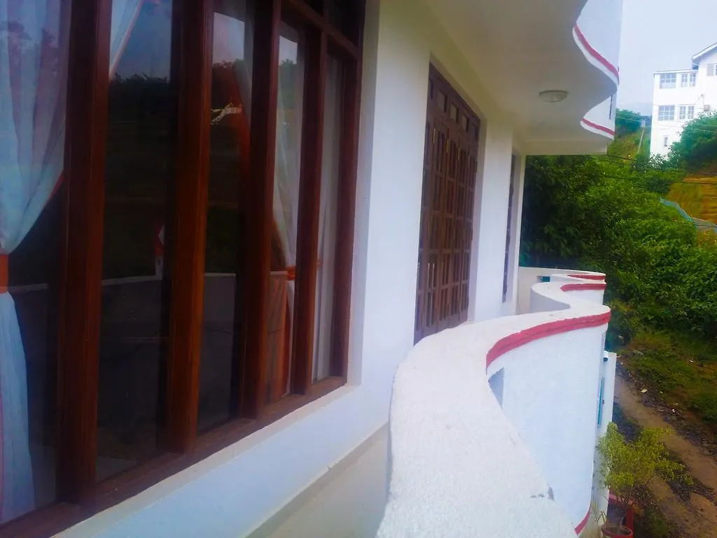 Yoho Toppass Breeze Hotel Nuwara Eliya 2*,
